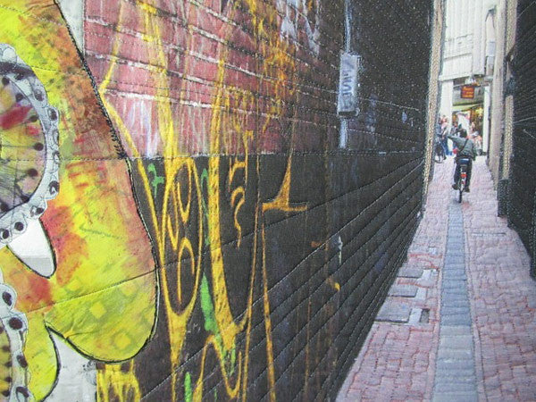 Amsterdam Alley: The Shortcut Between