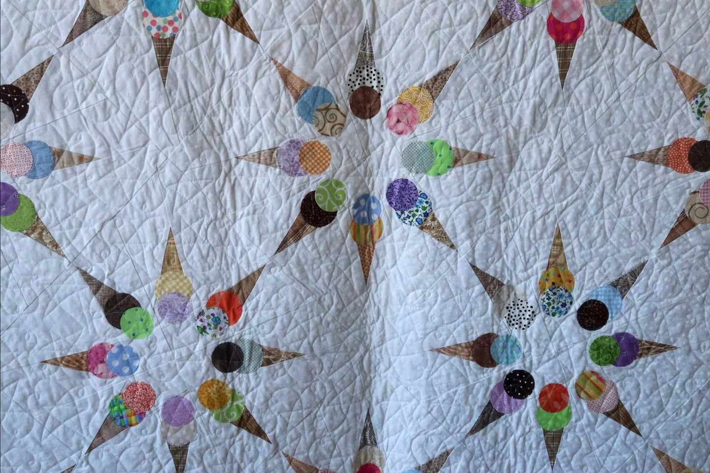 Dancing Ice Cream Cones #2