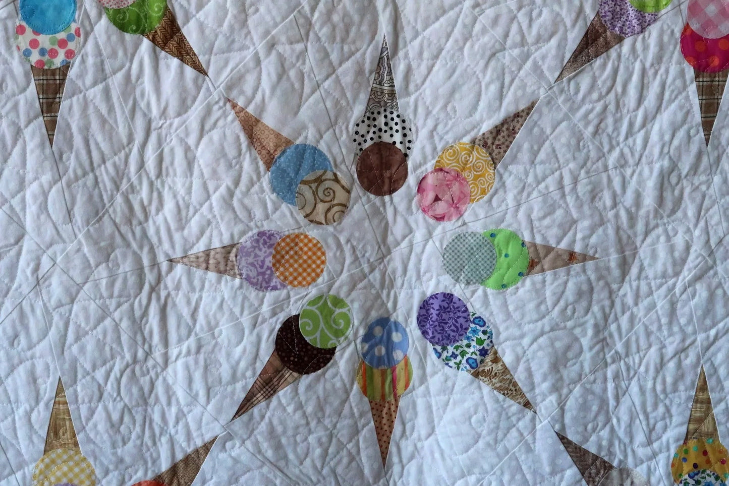 Dancing Ice Cream Cones #2