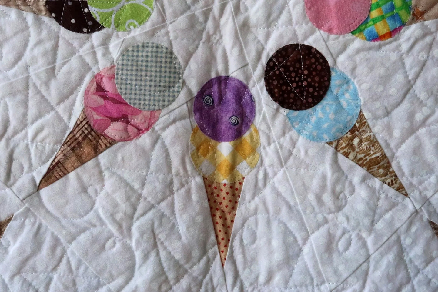 Dancing Ice Cream Cones #2
