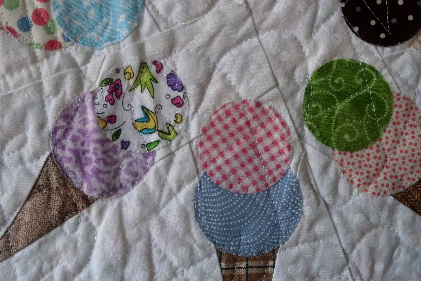 Dancing Ice Cream Cones #2
