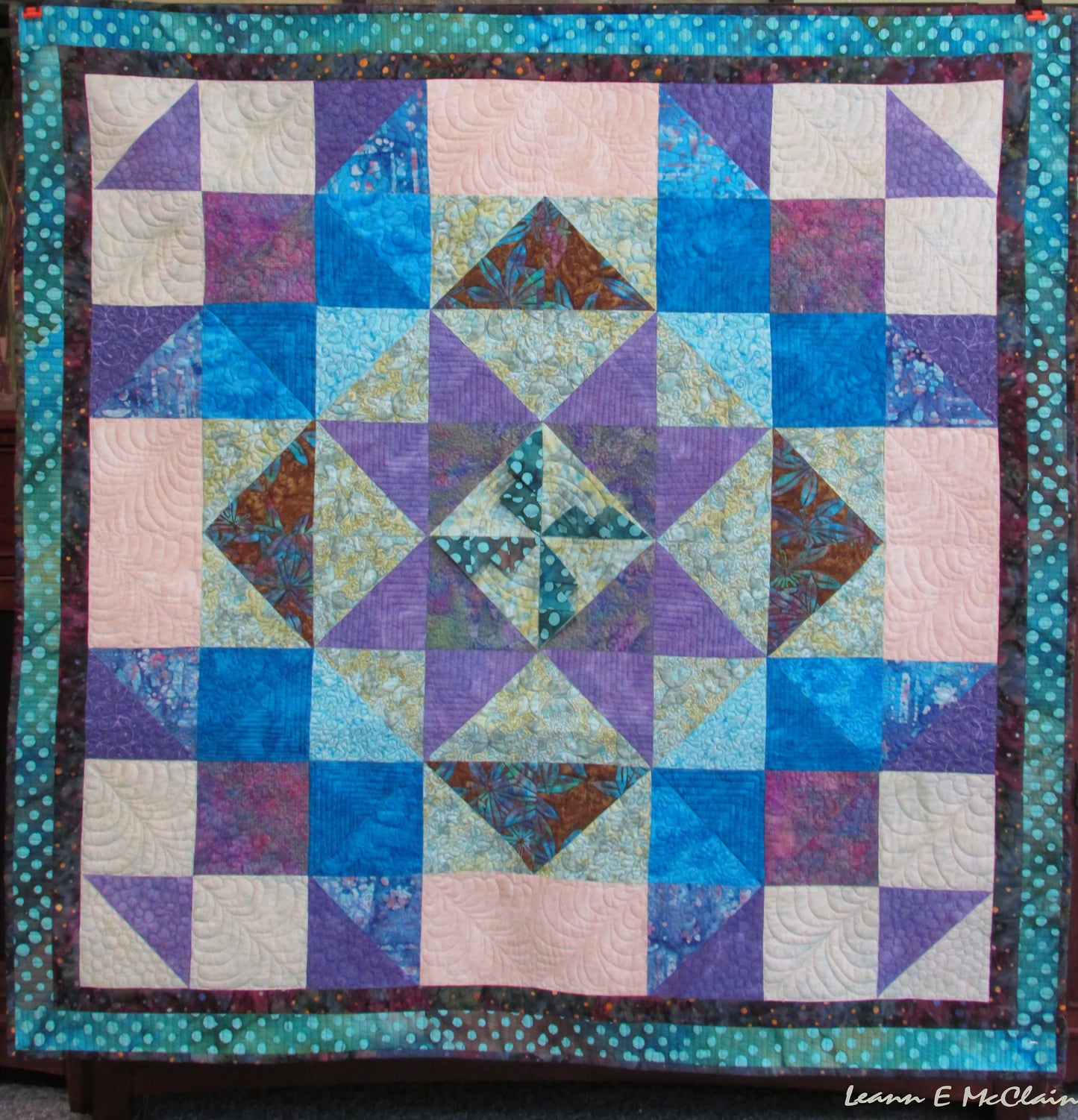 Star and Points Spinning on a Square